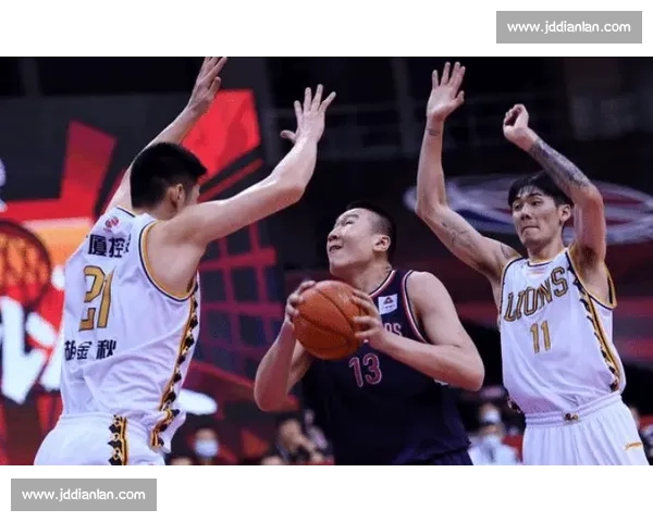 郭士强弃用徐杰背后:战术革新与人员博弈的双重考量 郭士强弃用徐杰背后:战术革新与人员博弈的双重考量