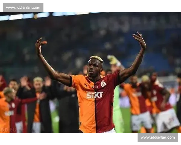 奥斯梅恩转会费飙升至 1 亿!那不勒斯铁心拒放意甲对手 奥斯梅恩转会费飙升至 1 亿!那不勒斯铁心拒放意甲对手