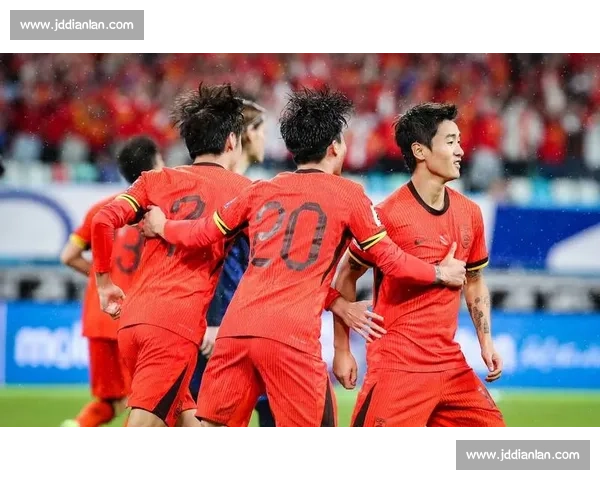 沙特逆袭阿根廷世界杯焦点战掀起足坛震荡历史性冷门引发全球热议 沙特逆袭阿根廷世界杯焦点战掀起足坛震荡历史性冷门引发全球热议